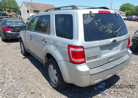 2010 Ford Escape Xlt z USA, uszkodzony, nr VIN 1FMCU9D7XAKA12672